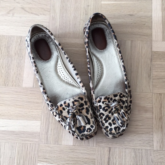 Sperry Shoes - Sperry leopard print hyde loafers